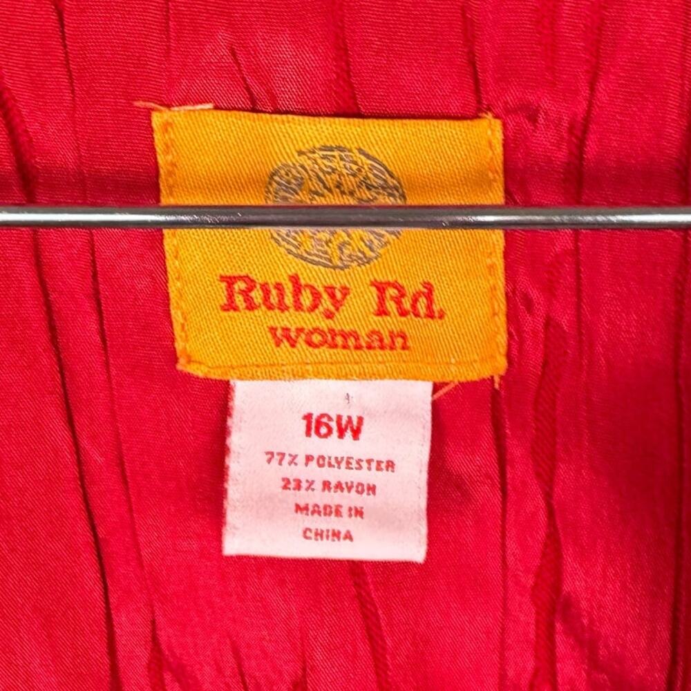 Ruby Rd. Red Satin Textured Lightweight Button Up… - image 6